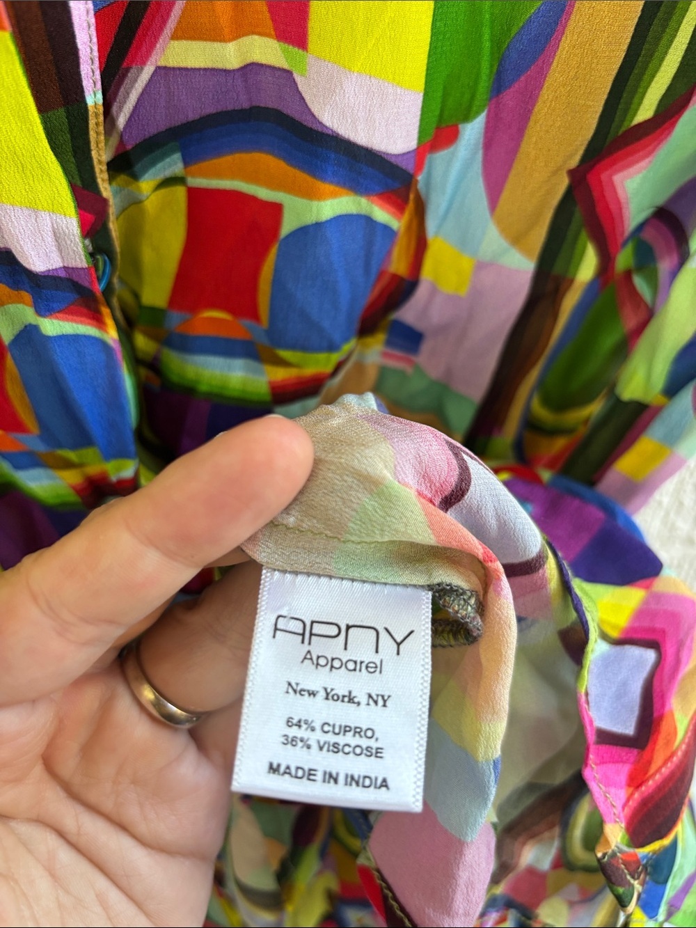 Apny Abstract Bright Multicolor Geometric Sleeveless Button-Front Blouse sz XS - Picture 5 of 6